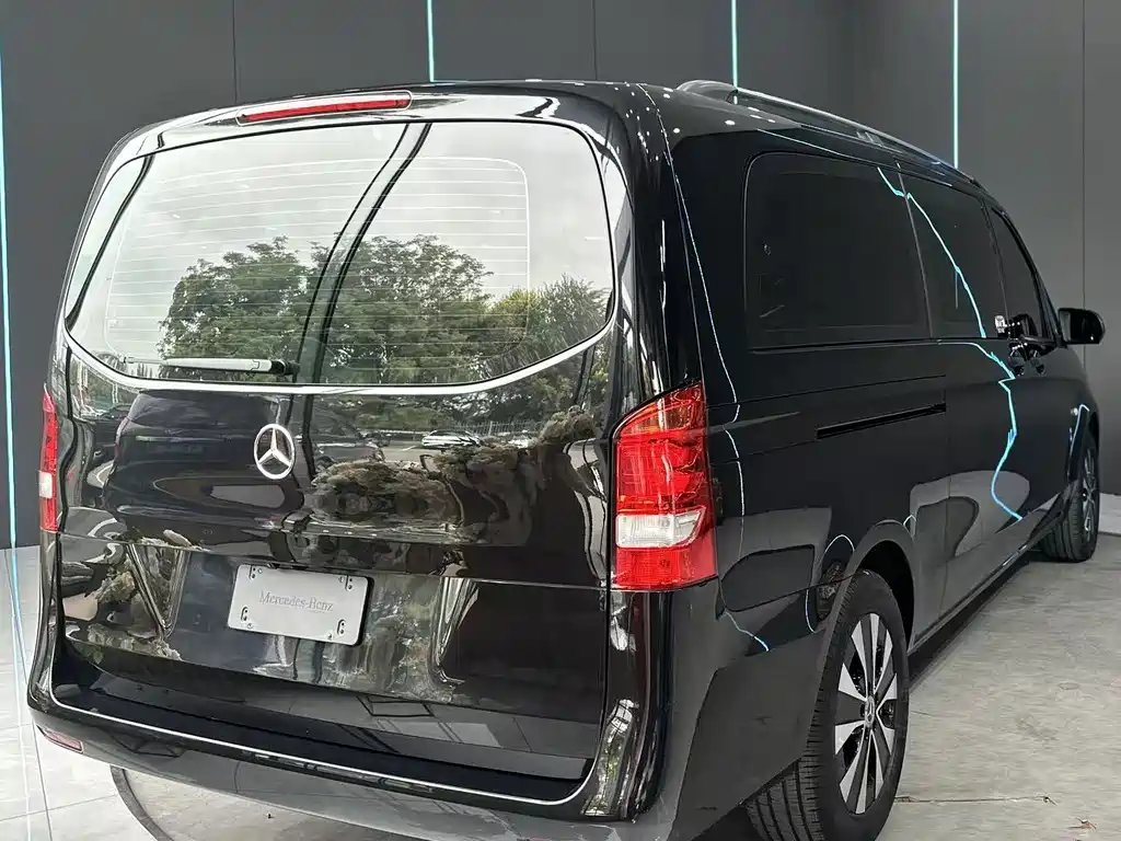 Mercedes-Benz Vito — миниатюра 6