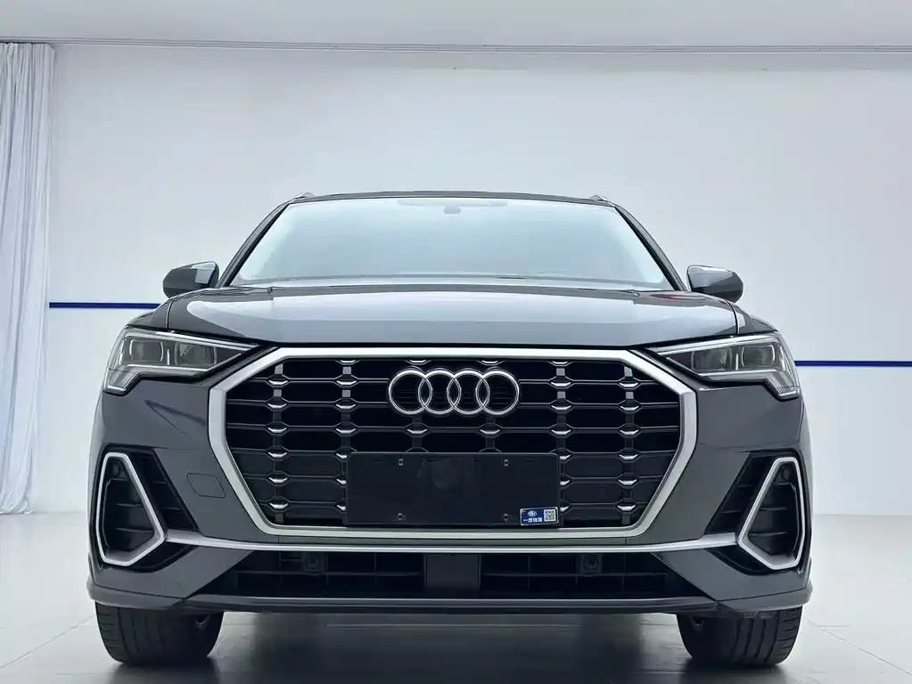 Audi Q3 2022 35 TFSI Fashion