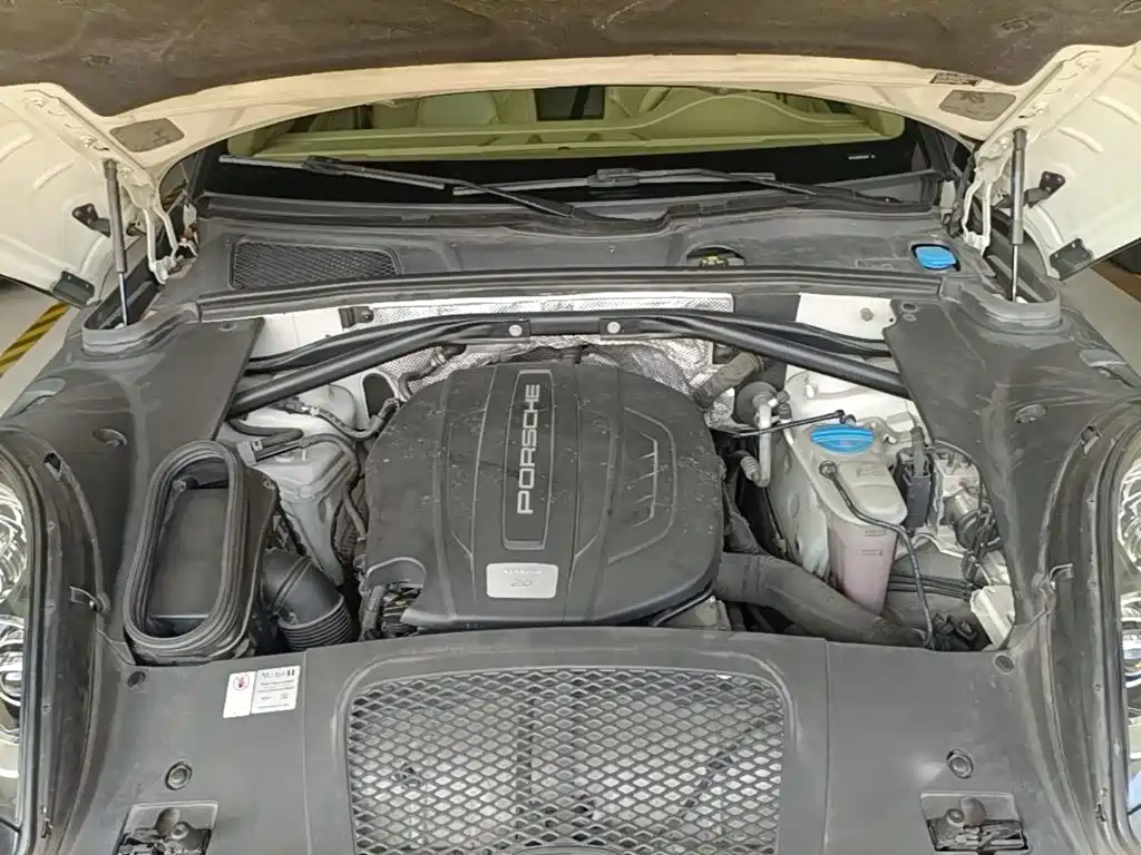 Porsche Macan — миниатюра 20
