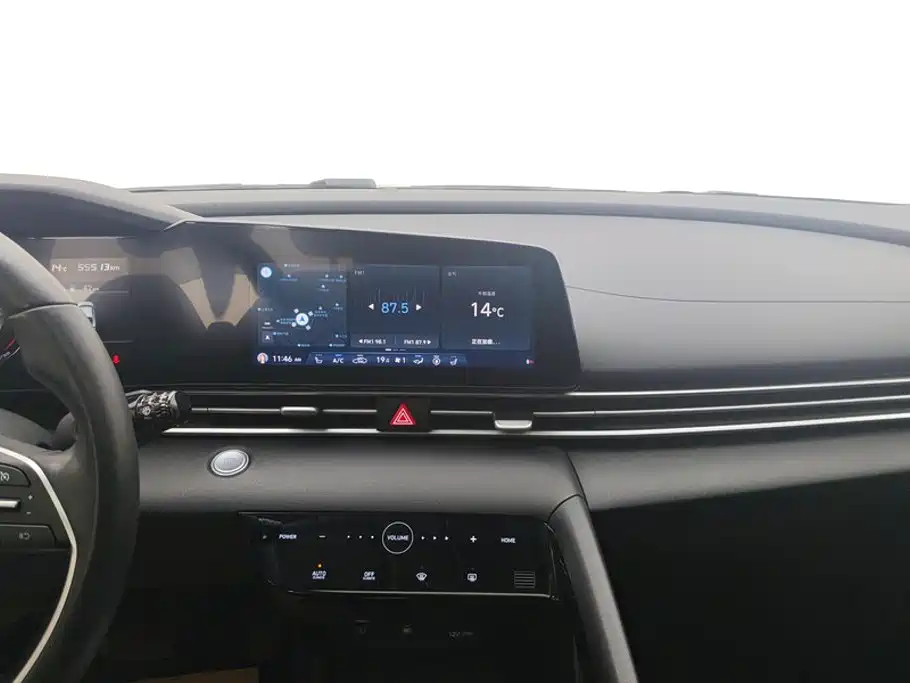 Hyundai Elantra — миниатюра 13