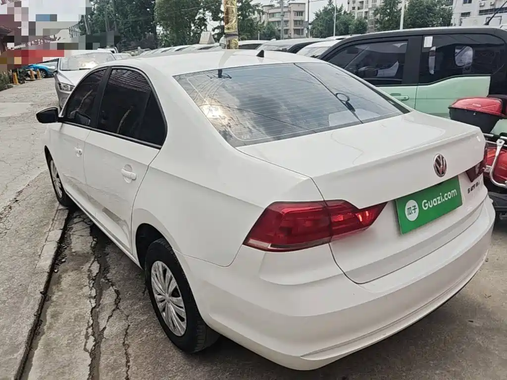 Volkswagen Santana — миниатюра 5
