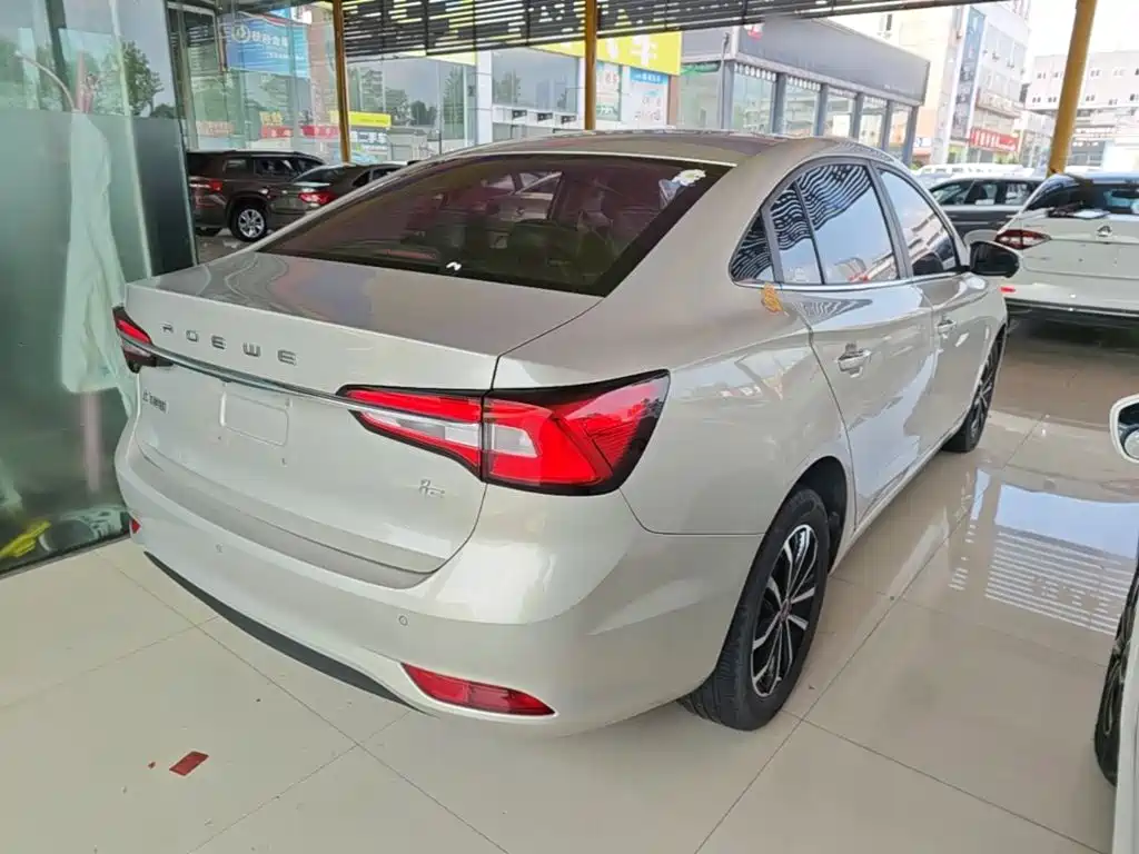 Roewe i5 — миниатюра 7