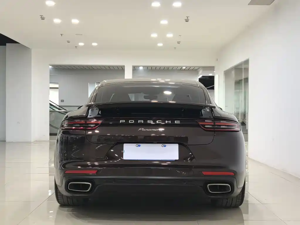 Porsche Panamera — миниатюра 4