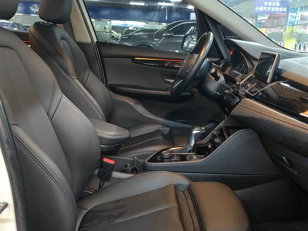 BMW 2 SERIES STATION WAGON