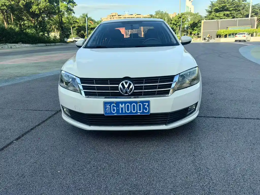 Volkswagen Lavida — миниатюра 3