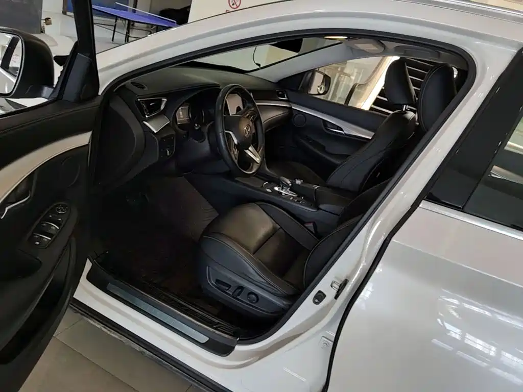 Infiniti QX50 — миниатюра 16