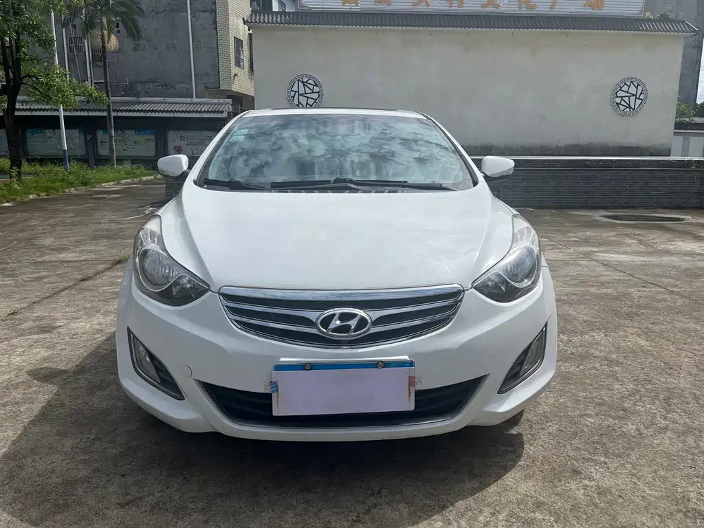 Hyundai Elantra Langdong