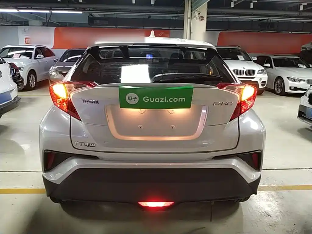 Toyota C-HR — миниатюра 6