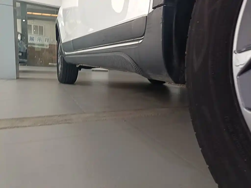 Geely Vision X3 — миниатюра 21