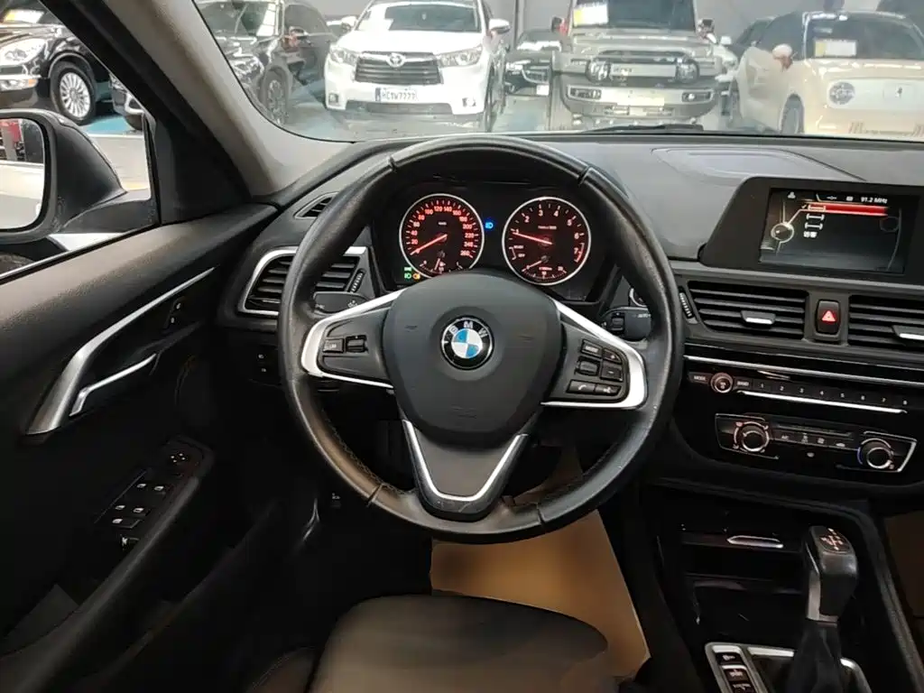 BMW 1 Series — миниатюра 11