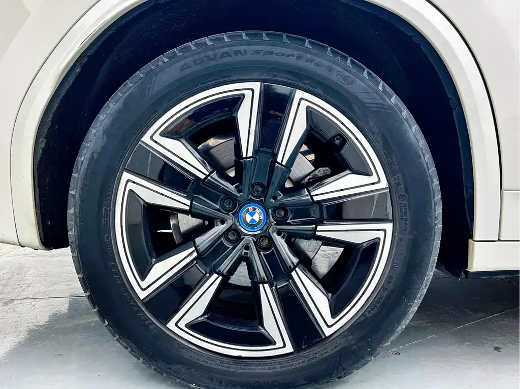 BMW iX3 — миниатюра 34