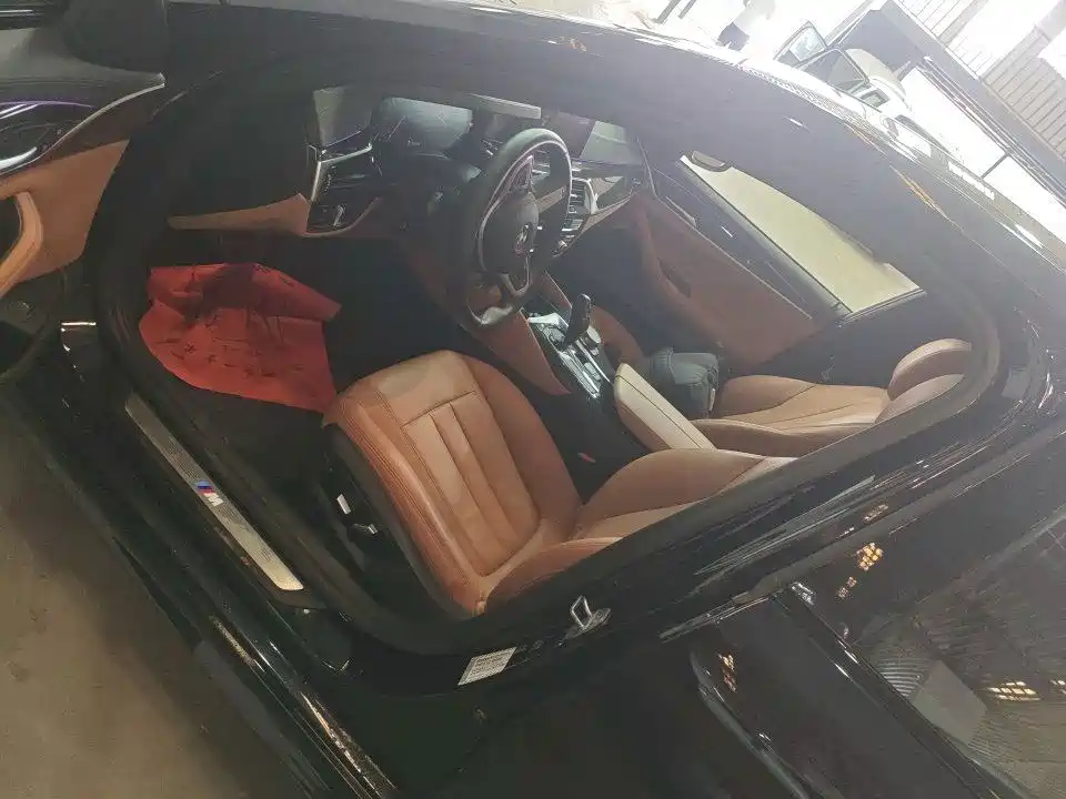 BMW 5 Series — миниатюра 4