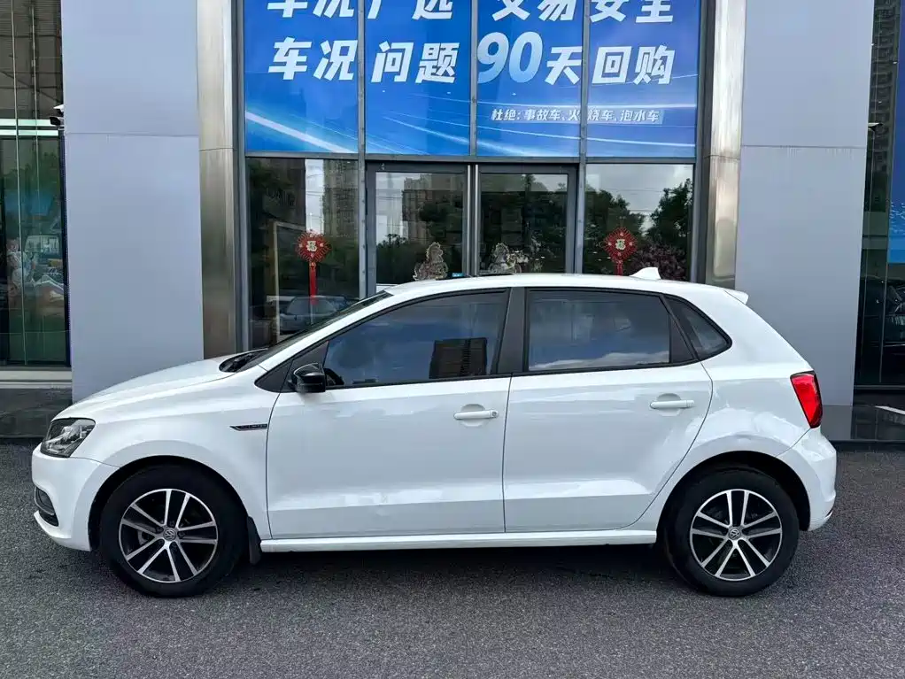 Volkswagen Polo — миниатюра 2