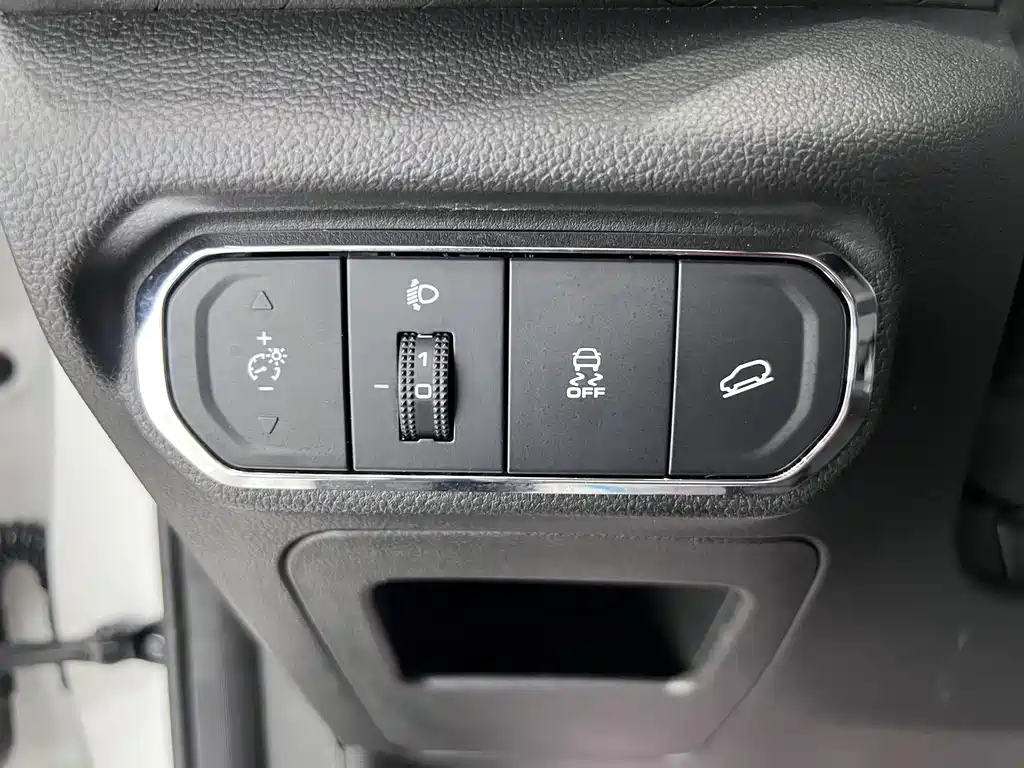 Haval Chitu — миниатюра 9