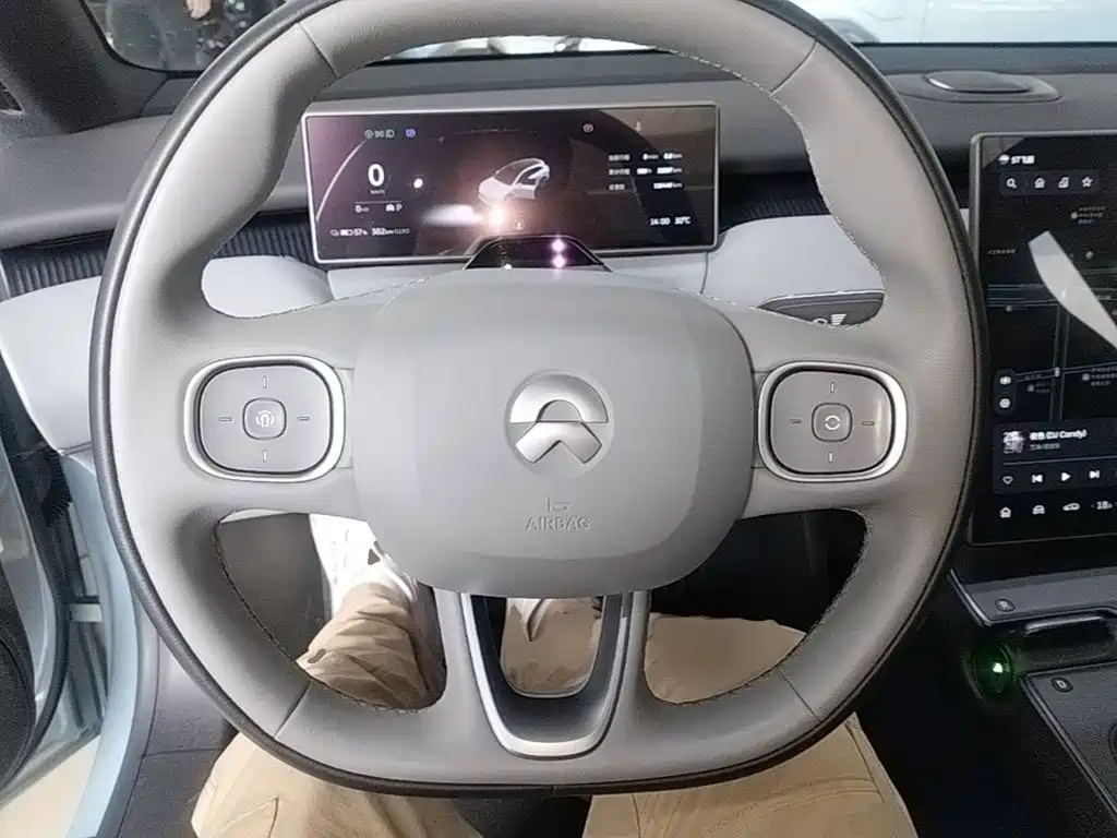 NIO ET5T — миниатюра 11