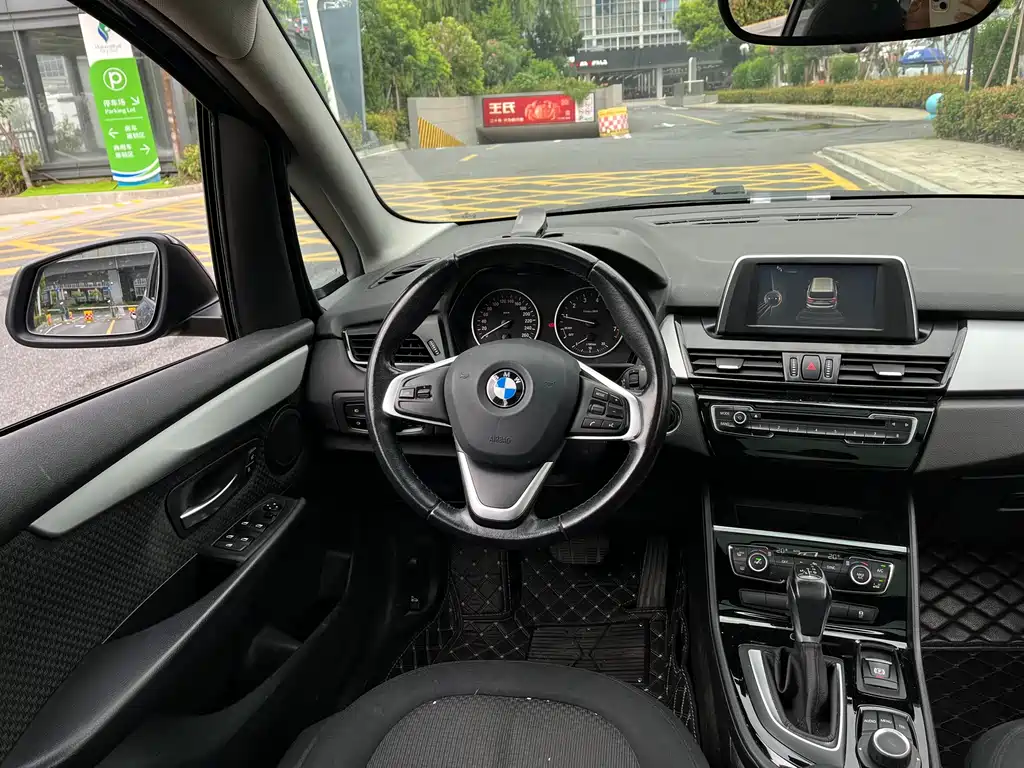 BMW 2 Series Gran Tourer — миниатюра 15