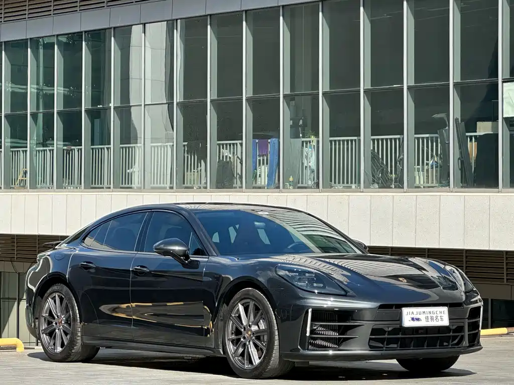 Porsche Panamera — миниатюра 2