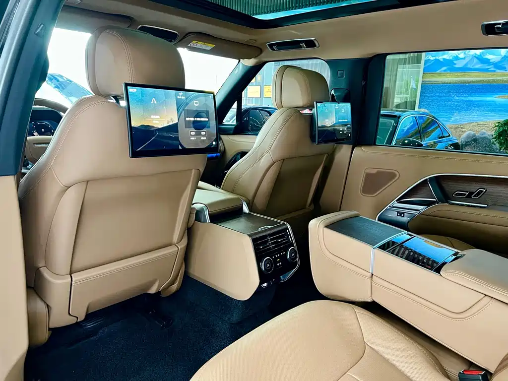 Land Rover Range Rover — миниатюра 22