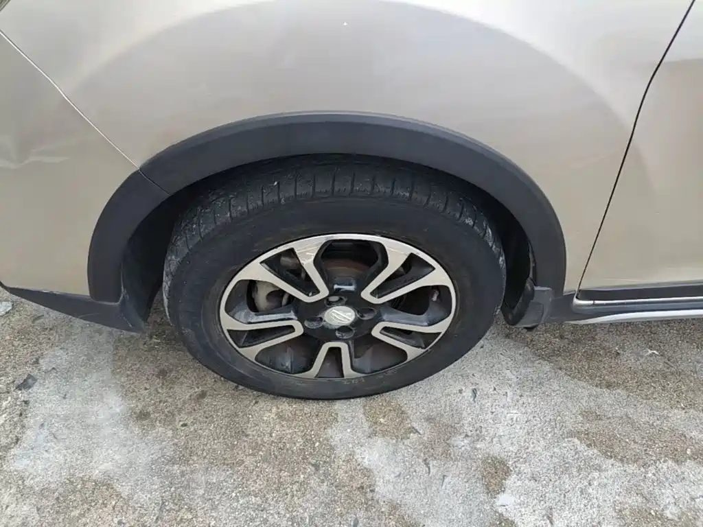 Geely Vision X3 — миниатюра 23