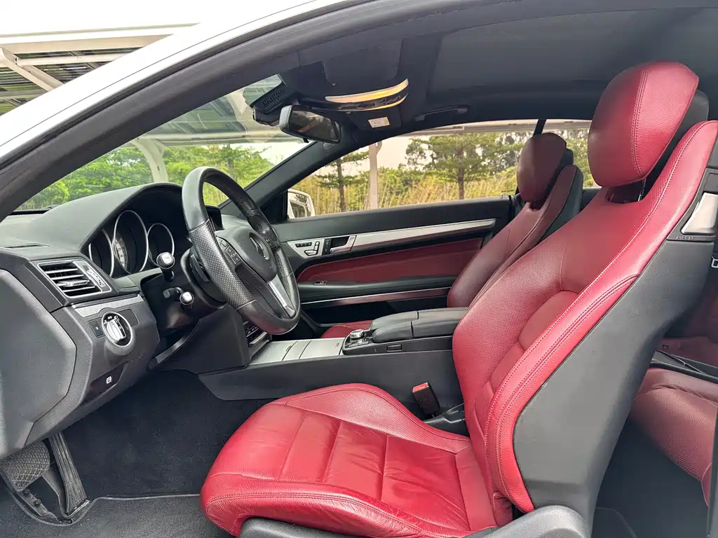 Mercedes-Benz E-Class (Import) — миниатюра 11