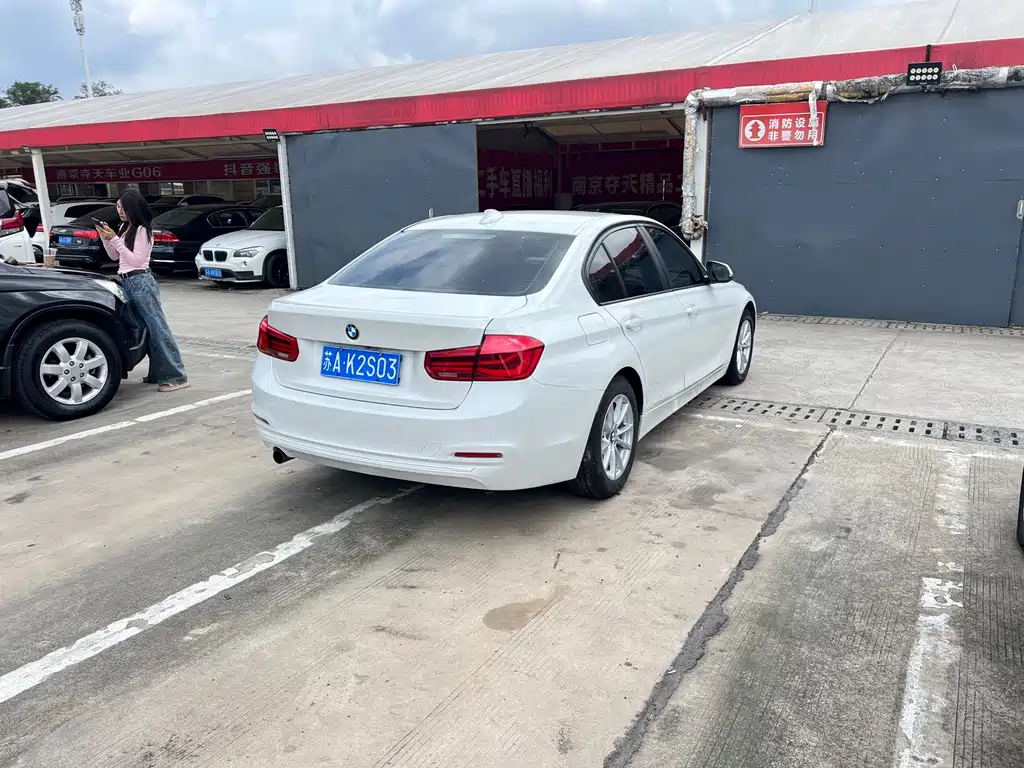BMW 3 Series — миниатюра 21