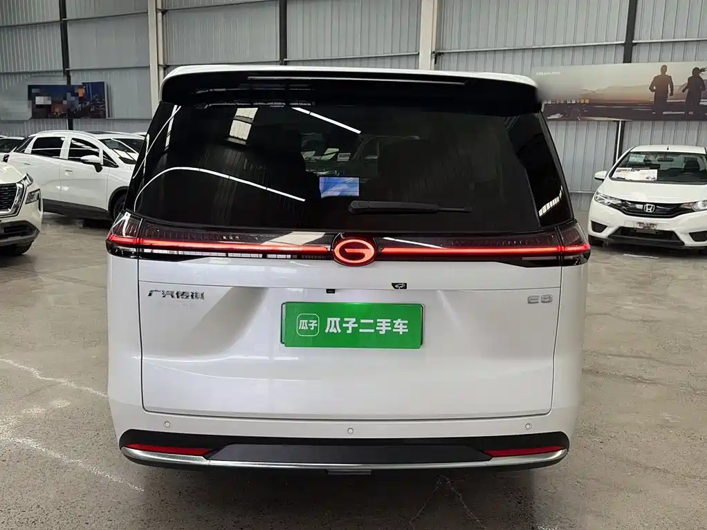 GAC Motor Trumpchi E8 PHEV — миниатюра 12