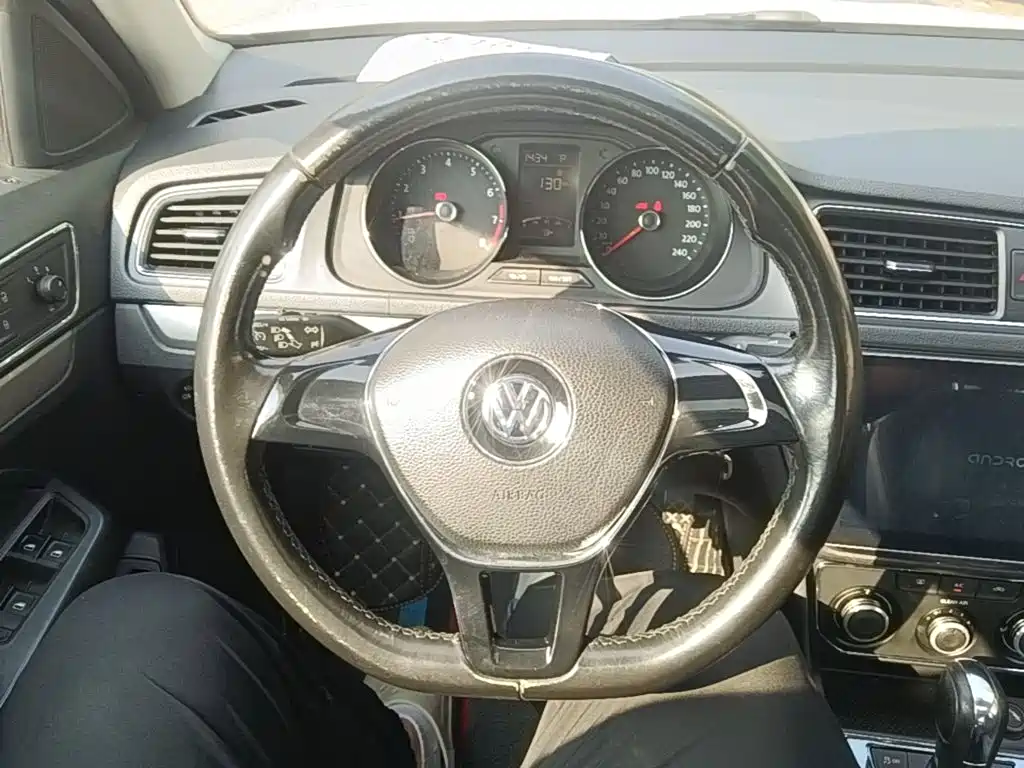Volkswagen Lavida — миниатюра 11