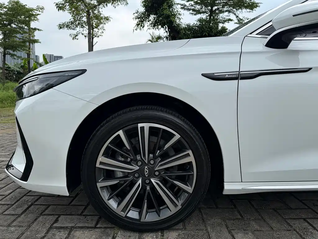 Chery Arrizo 8 — миниатюра 25