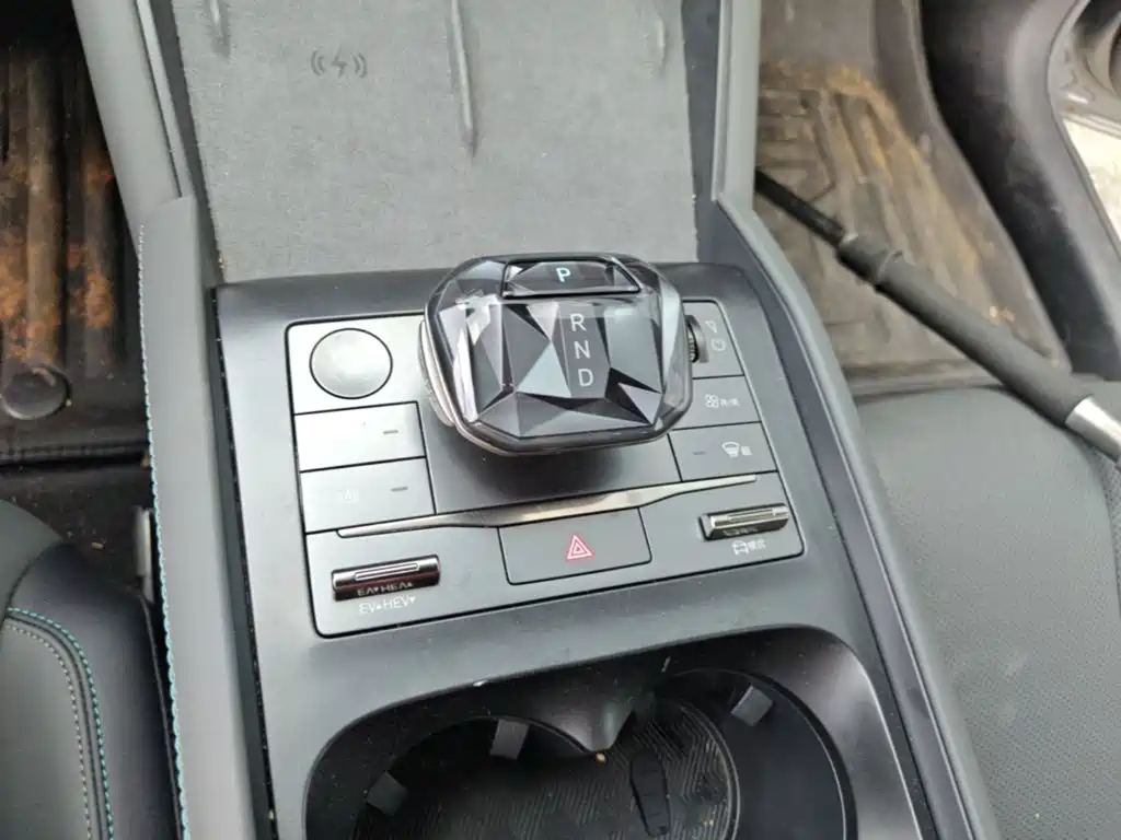 BYD Qin L — миниатюра 14