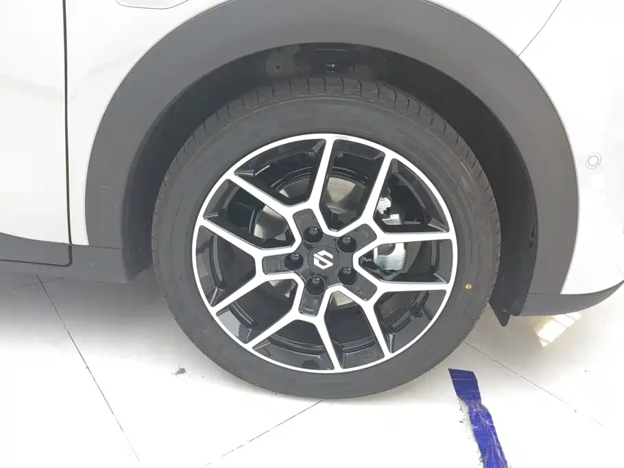 Leapmotor Leapmotor A10 — миниатюра 6