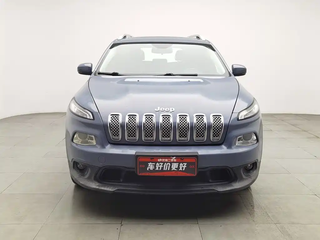 Jeep Cherokee — миниатюра 3