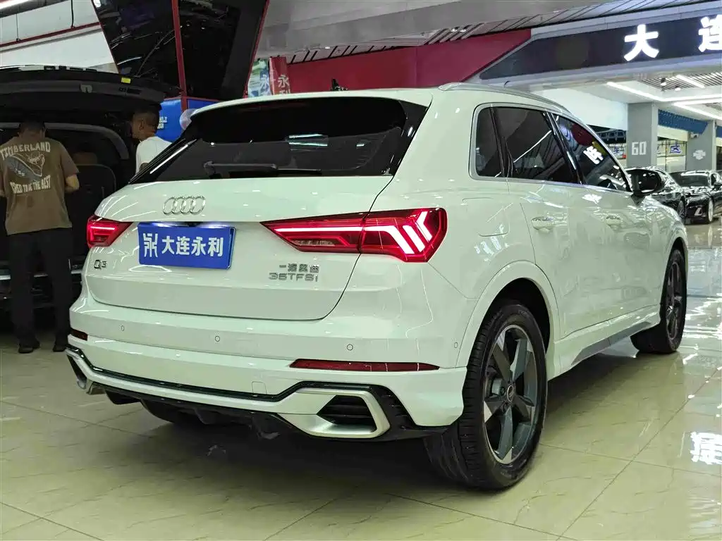 Audi Q3 — миниатюра 13