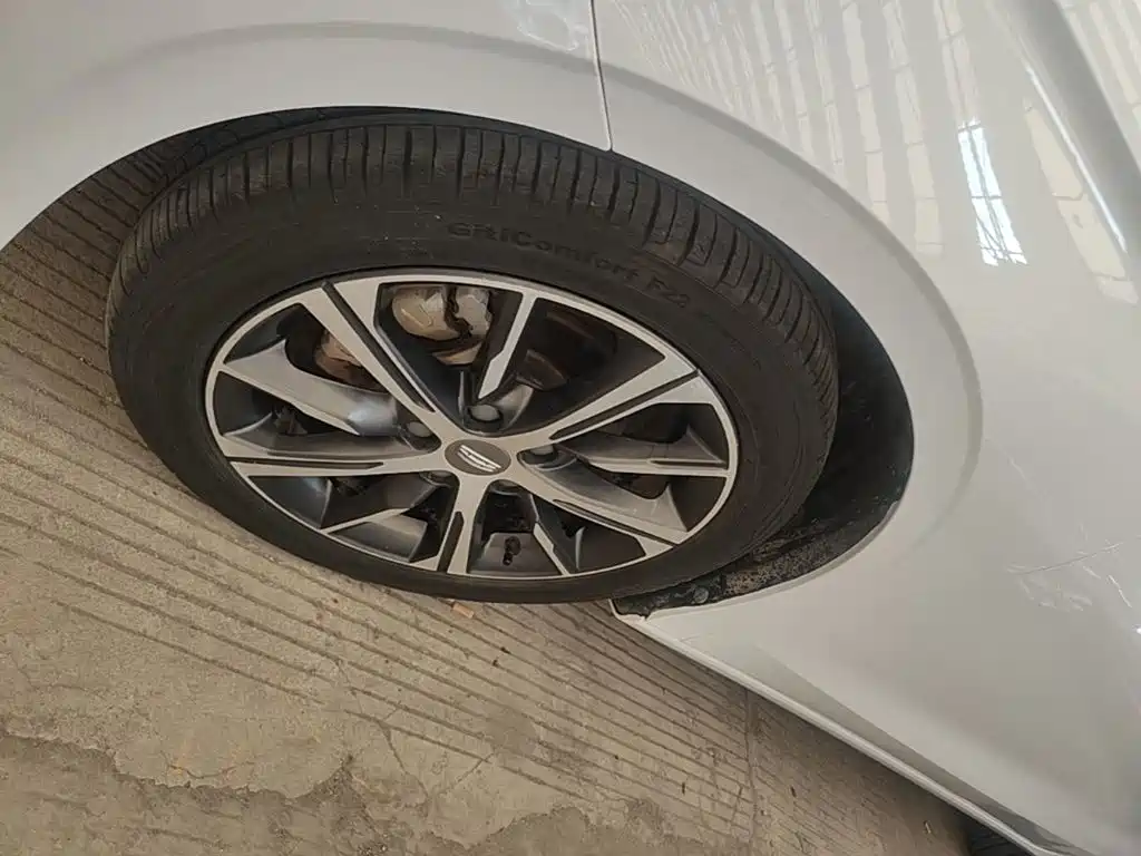 Geely Emgrand — миниатюра 23