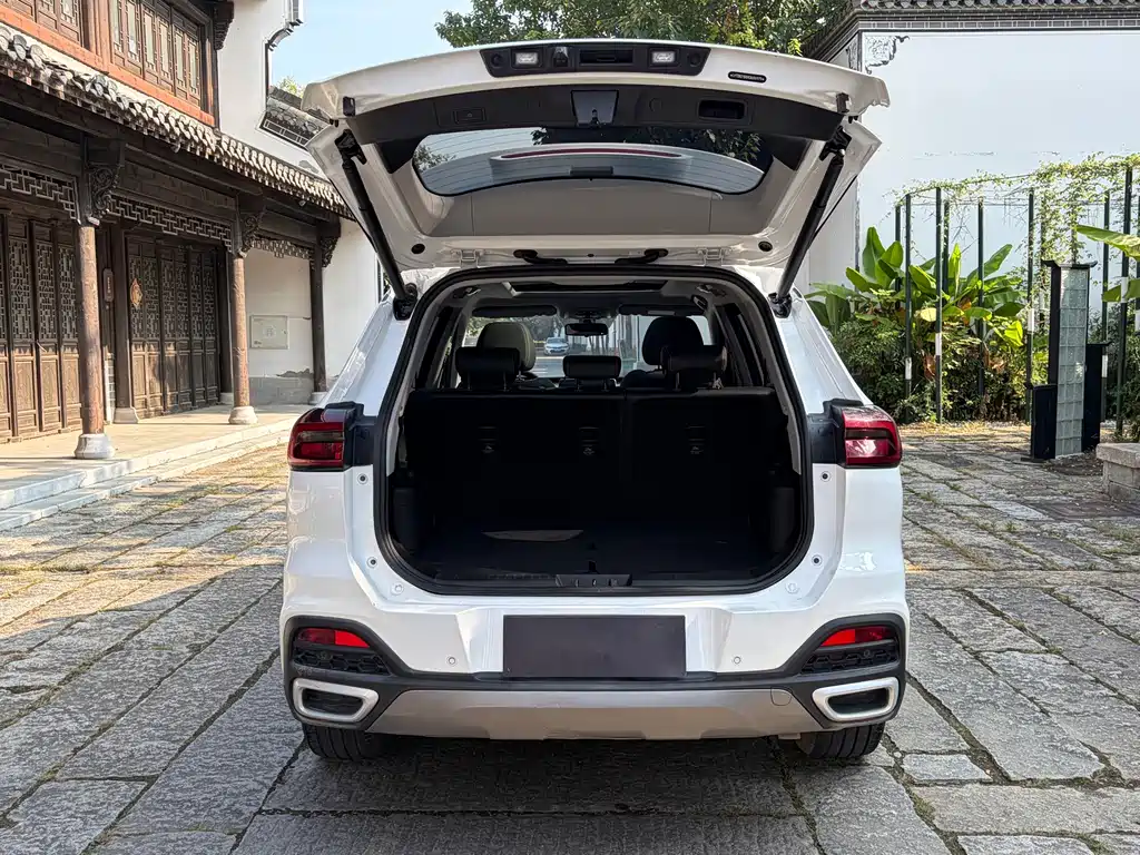 Chery Tiggo 8 — миниатюра 7