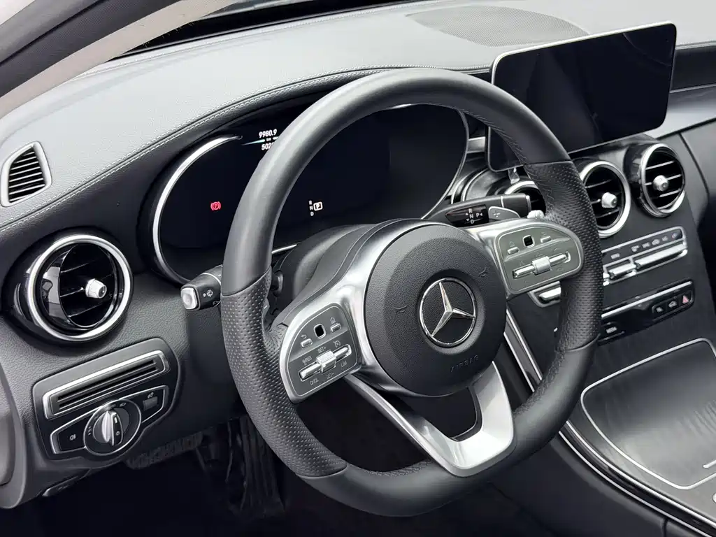 Mercedes-Benz C-Class — миниатюра 38