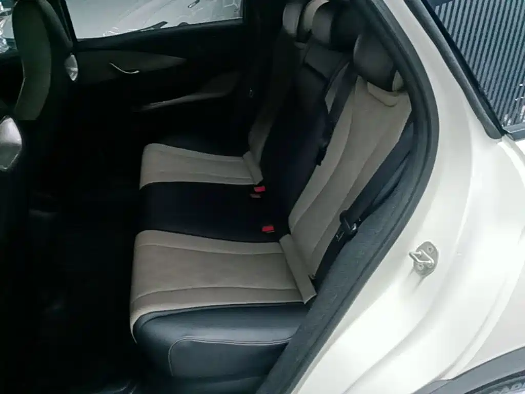 BYD Dolphin — миниатюра 17