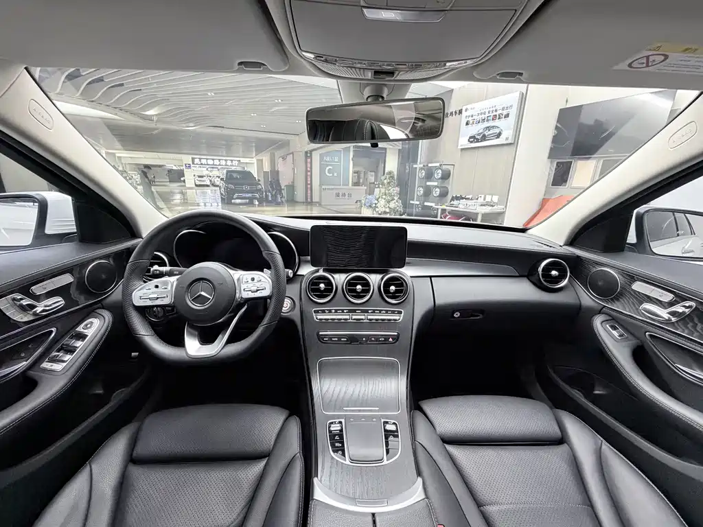 Mercedes-Benz C-Class — миниатюра 23