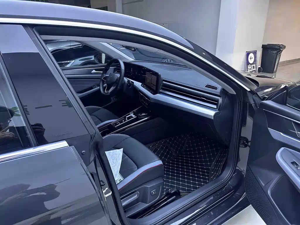 Volkswagen Lamando — миниатюра 11