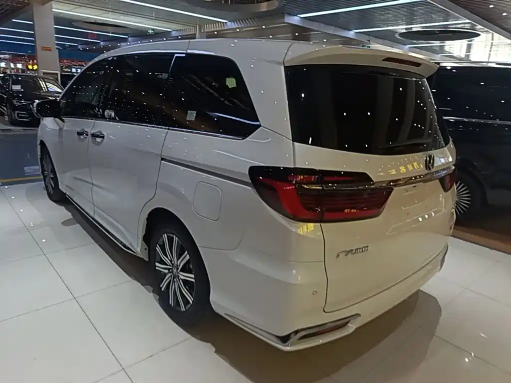 Honda Odyssey — миниатюра 5