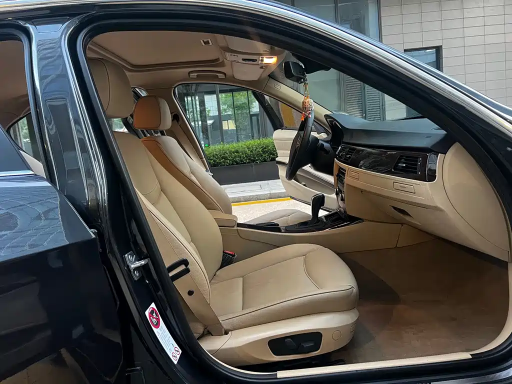 BMW 3 Series — миниатюра 19