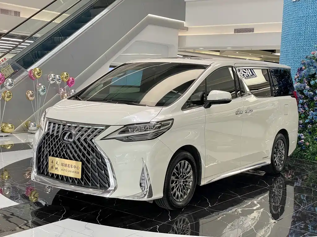 Lexus LM 2021