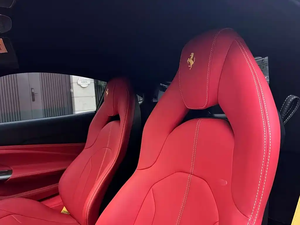 Ferrari F8 2020 Spider 3.9T V8
