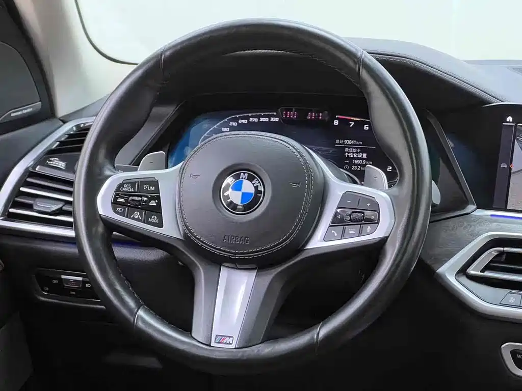BMW X5 (Import) — миниатюра 23