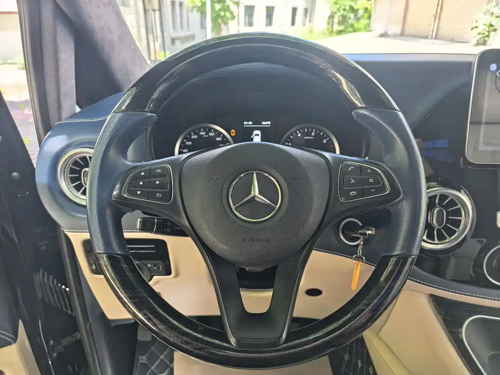 Mercedes-Benz Vito - фото 14
