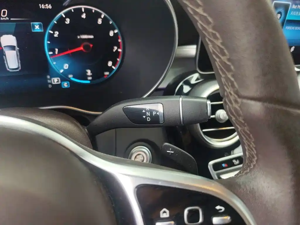 Mercedes-Benz GLC — миниатюра 7