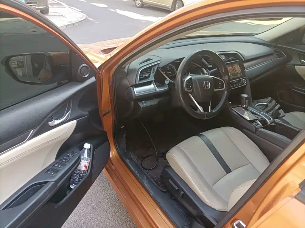 Honda Civic — миниатюра 16