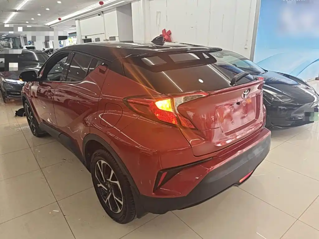 Toyota C-HR — миниатюра 5