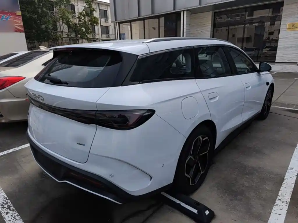 BYD Seal 06 DM-i Touring — миниатюра 7