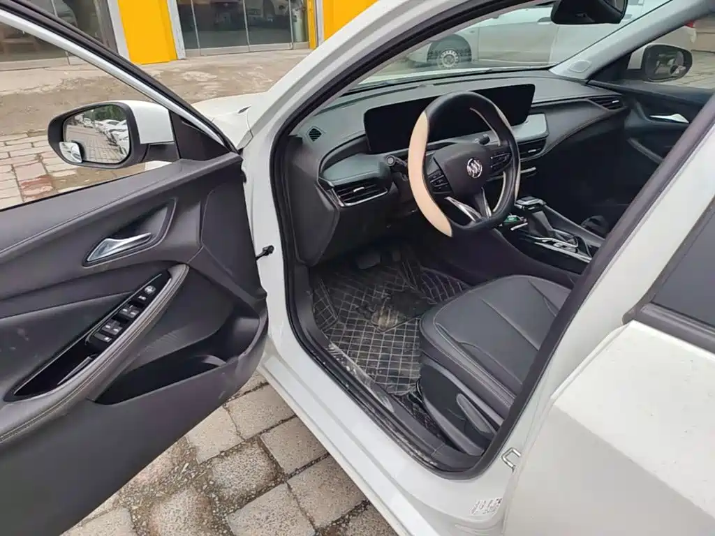 Buick Verano — миниатюра 16