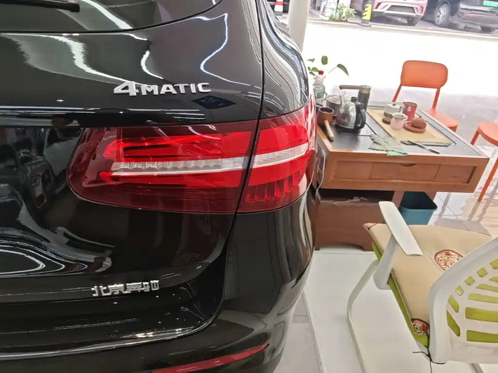 Mercedes-Benz GLC — миниатюра 8